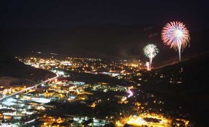 Jackson\'s Independence Day fireworks, viewed from the top of High School Butte. Photographed July 4, 2008.